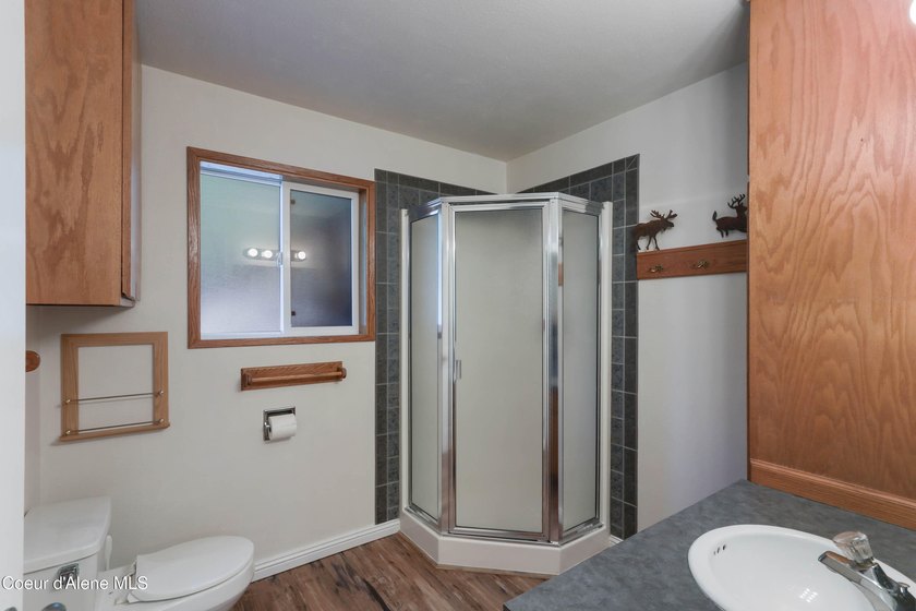 If you've been looking for that perfect North Idaho spot with - photo 25