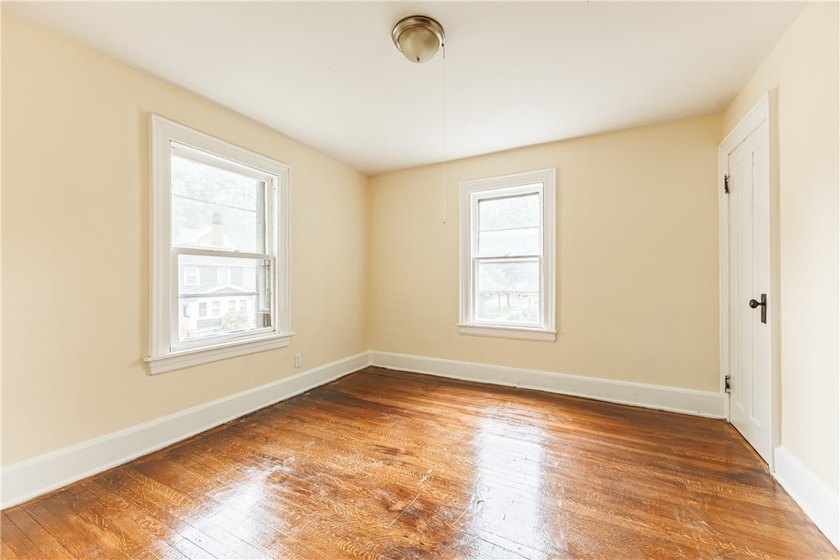 Located in the desirable Maplewood Historic District, this - photo 30