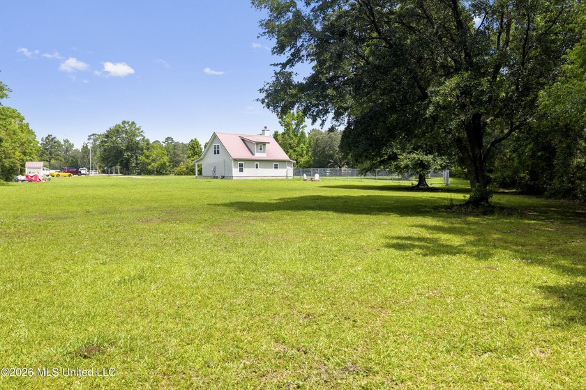 Precious home situated on 1.8 acres in the highly desirable - photo 35