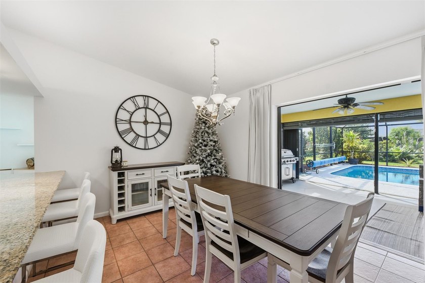 Experience refined living in this beautifully maintained - photo 8