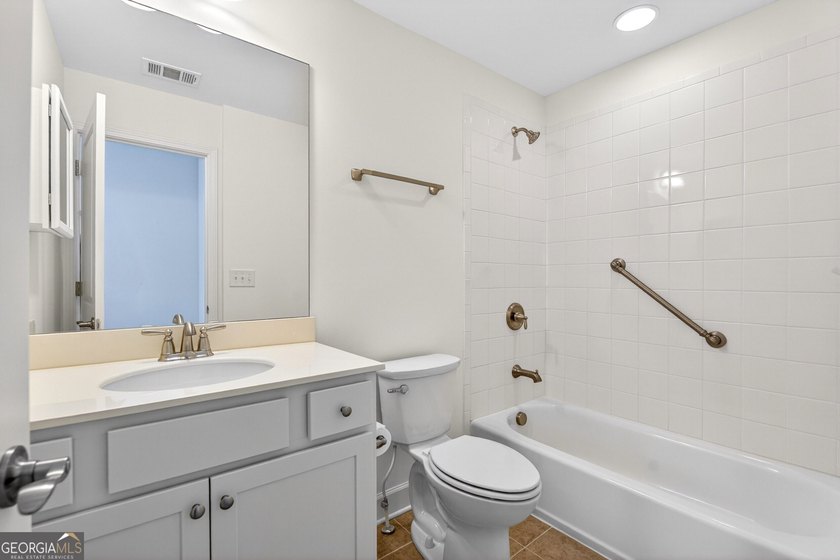 Welcome Home to the beautifully appointed residence nestled - photo 30