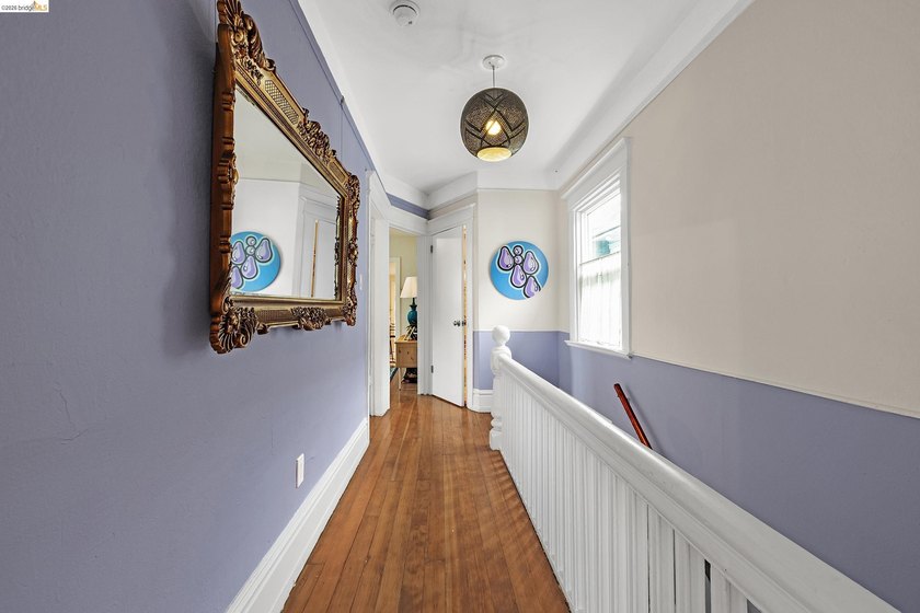 Set in a dynamic, authentically urban pocket, the neighborhood - photo 30