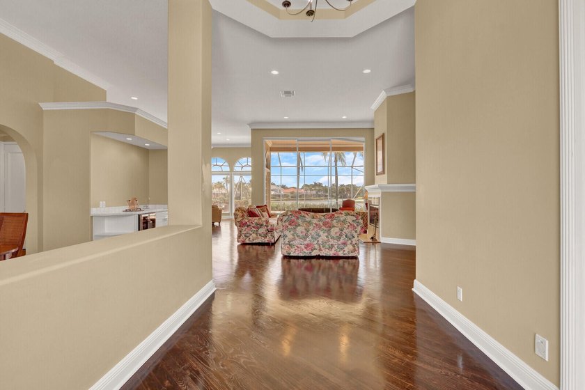 Nestled in the highly sought-after Ballantrae gated golf course - photo 13