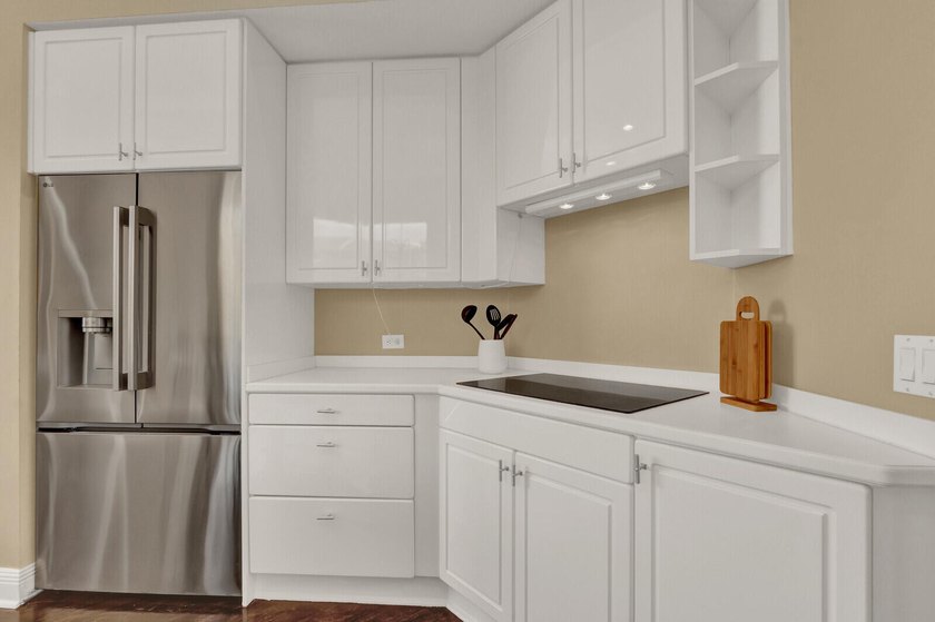 Nestled in the highly sought-after Ballantrae gated golf course - photo 31