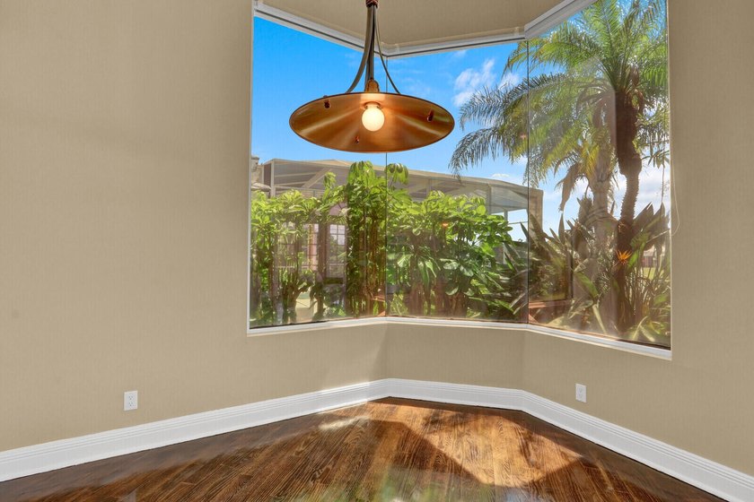 Nestled in the highly sought-after Ballantrae gated golf course - photo 32