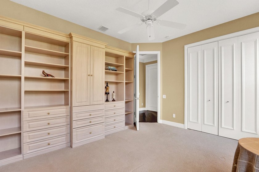 Nestled in the highly sought-after Ballantrae gated golf course - photo 36