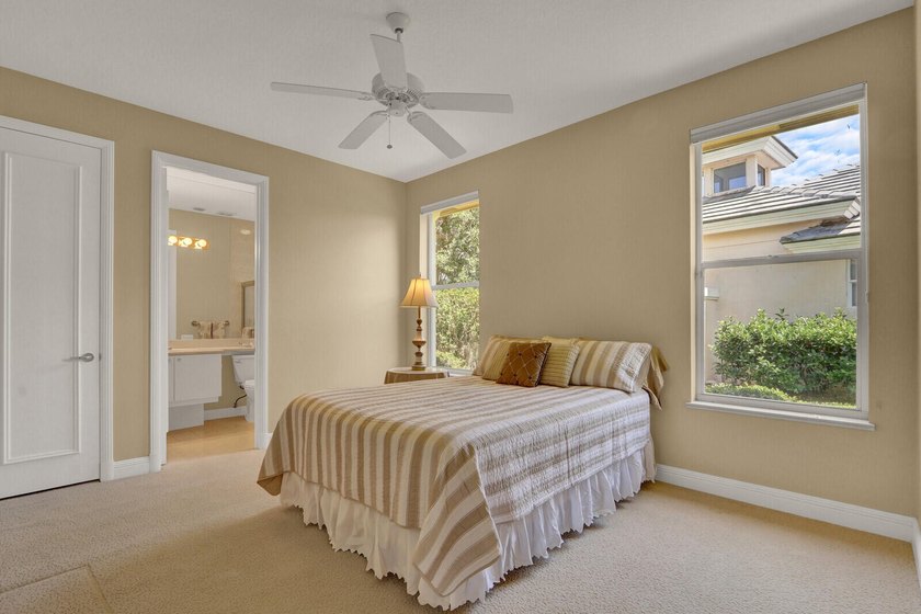 Nestled in the highly sought-after Ballantrae gated golf course - photo 37