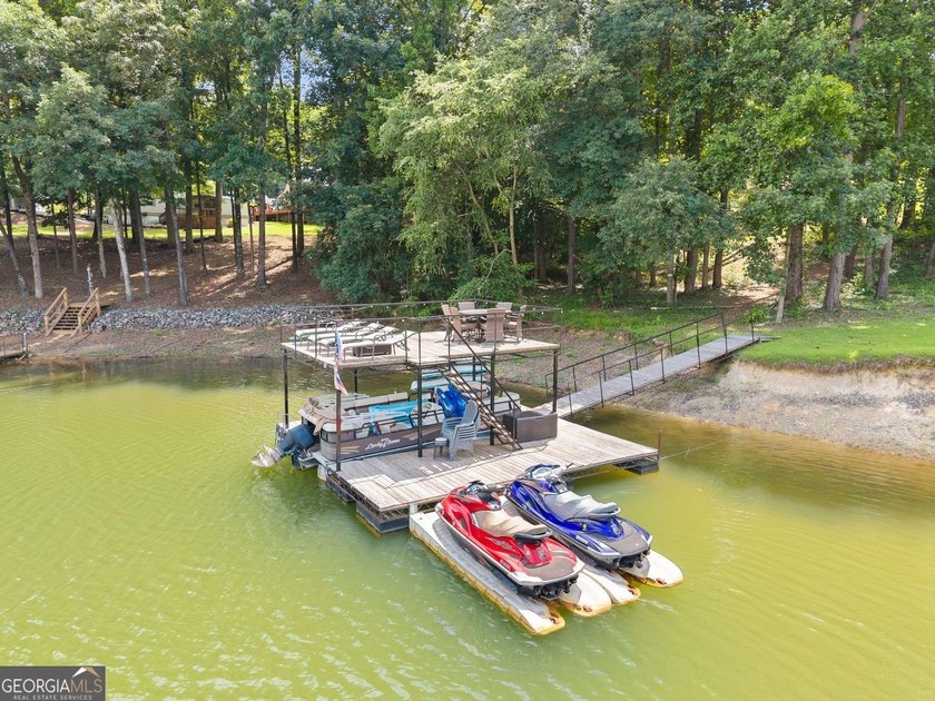 Welcome Home! Year round lake views, a gentle grass to water - photo 45