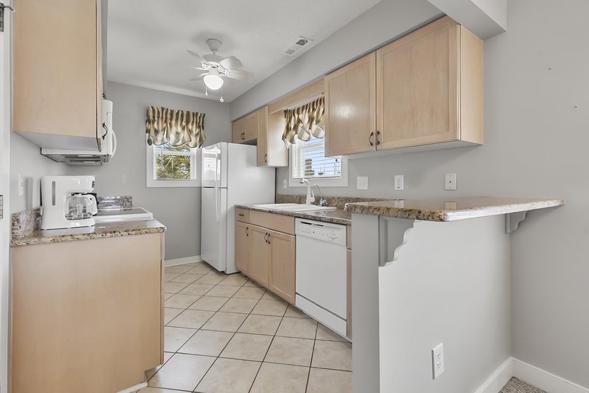 Tucked into the heart of the sought-after Arcadian Shores area - photo 11