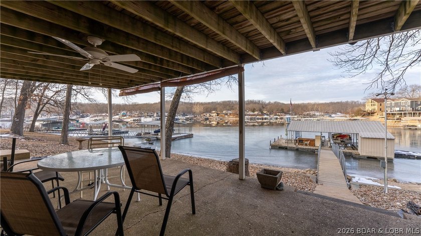 Don't miss this wonderful lake home located at the 8-mile marker - photo 27