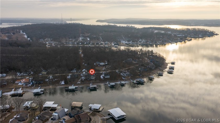 Don't miss this wonderful lake home located at the 8-mile marker - photo 37