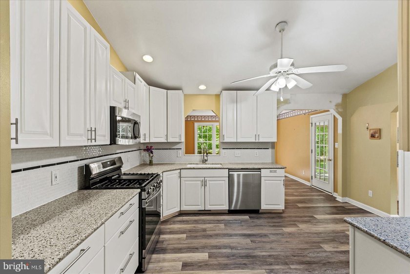 220 Creekside Drive in Lake of the Woods welcomes you! Location - photo 21
