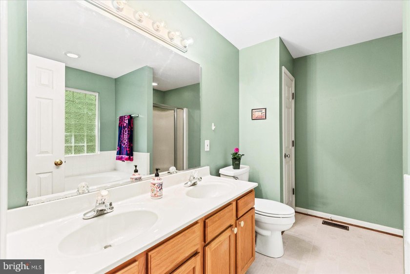 220 Creekside Drive in Lake of the Woods welcomes you! Location - photo 22