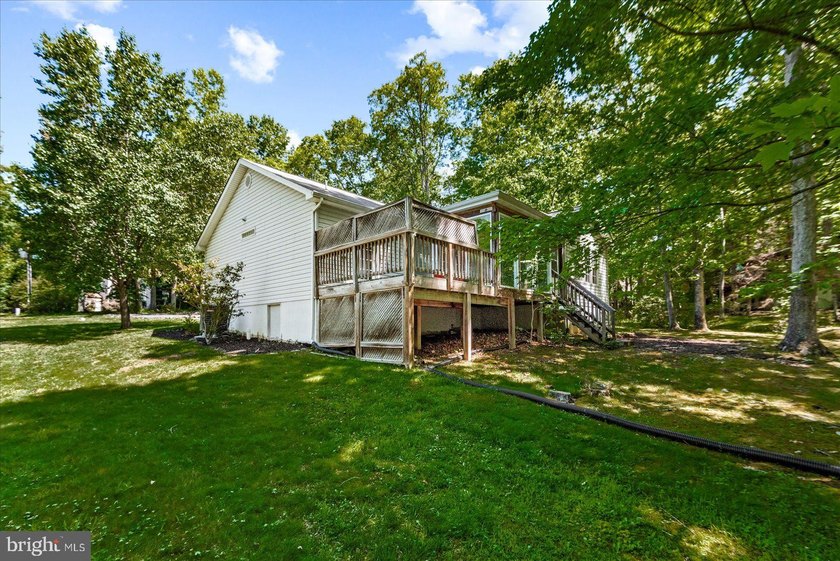 220 Creekside Drive in Lake of the Woods welcomes you! Location - photo 36