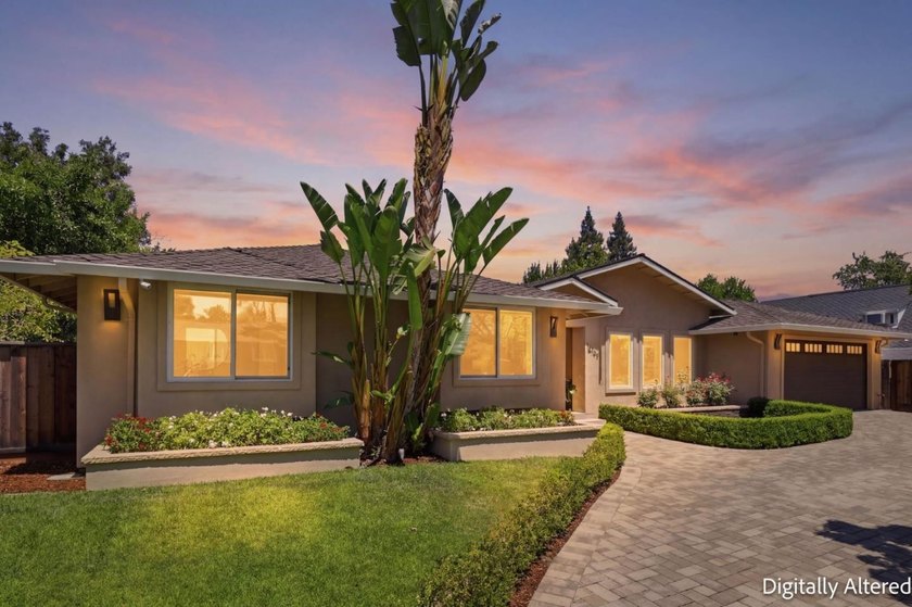 Nestled in the highly sought-after Saratoga Woods neighborhood - photo 44