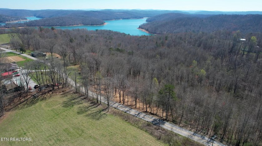 Attention investors, builders, and Norris Lake Lovers alike. Do - photo 14