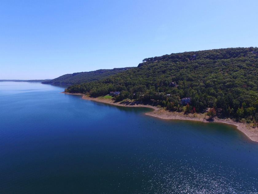 This is the best remaining LAKEFRONT lot in Diamond Bluff!! - photo 4