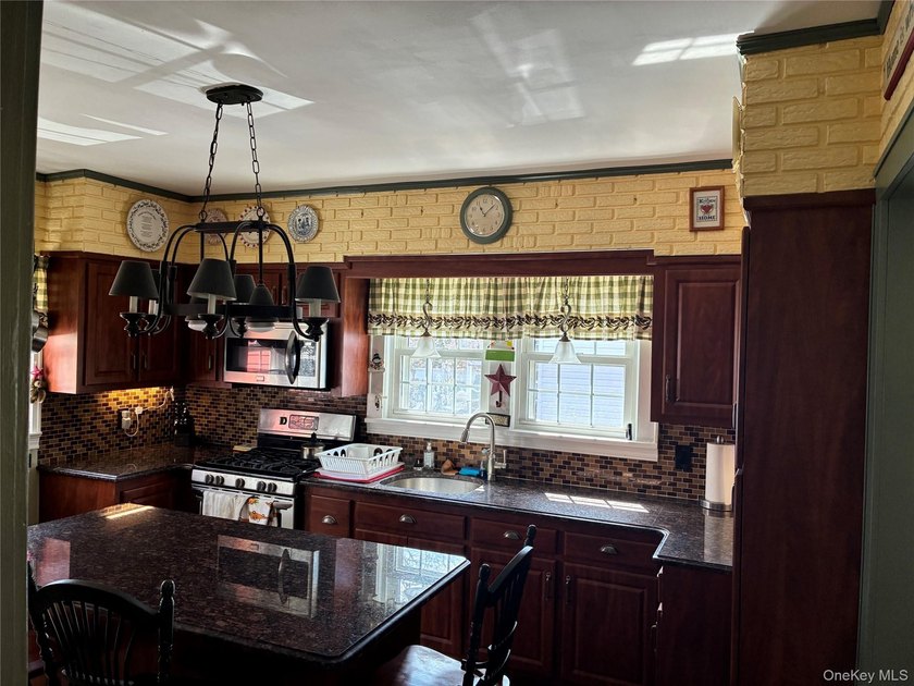 Beautiful lakefront property on private side of Peterkin Lake - photo 14