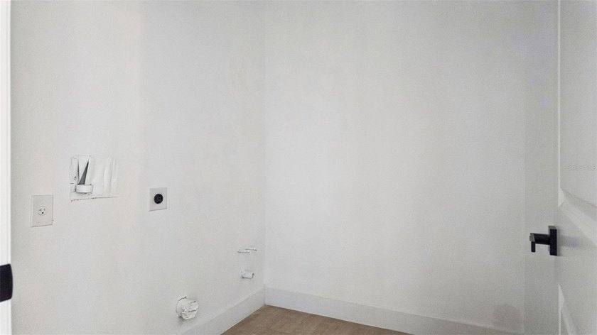 One or more photo(s) has been virtually staged. Welcome to this - photo 19