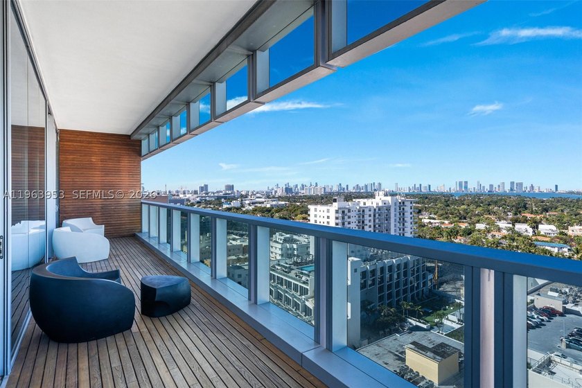 The EDITION Miami Beach offers a rare blend of scale, privacy - photo 32