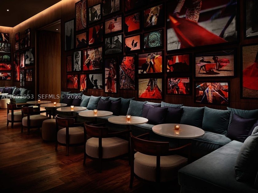 The EDITION Miami Beach offers a rare blend of scale, privacy - photo 46