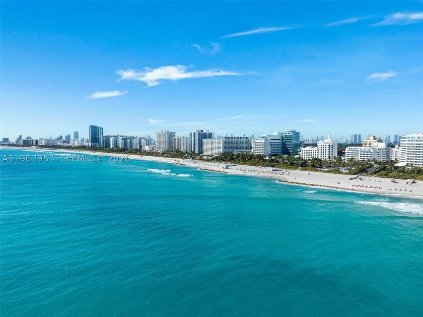The EDITION Miami Beach offers a rare blend of scale, privacy - photo 53