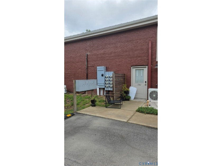 Great opportunity to own a fully occupied, recently totally - photo 14