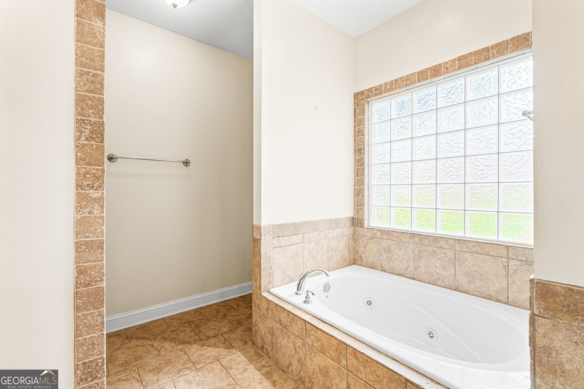 Priced nearly $30,000 below appraised value and $5000 seller - photo 33