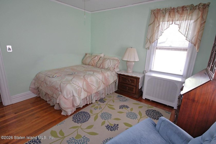 Welcome to 134 Sturges Street, Staten Island! This - photo 22