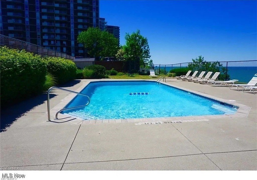 Affordable Lakewood living awaits with this studio unit at Lake - photo 11