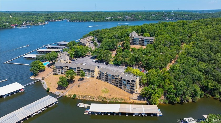 Discover the perfect waterfront retreat in the heart of Osage - photo 23