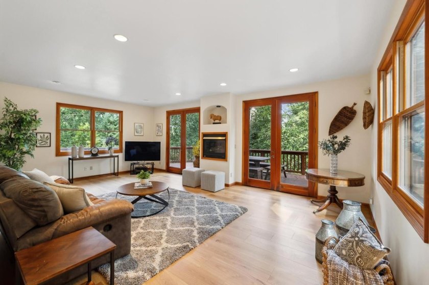 Perched atop a private knoll in the redwoods of the Glenwood - photo 8