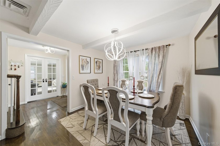 Welcome to this wonderful home, where comfort, elegance, and - photo 21