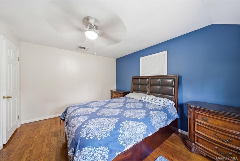 Welcome to this wonderful home, where comfort, elegance, and - photo 41