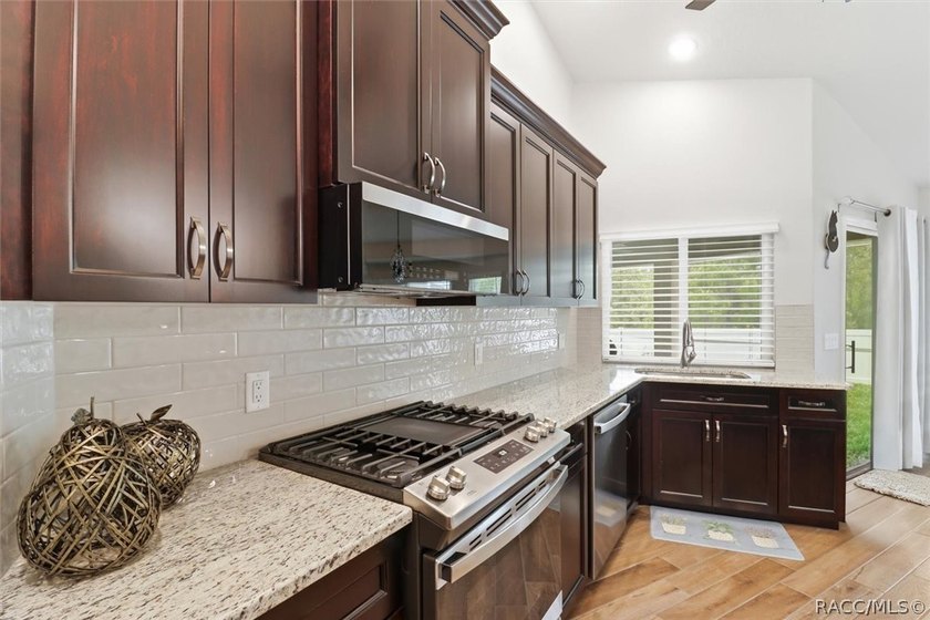 Why wait to build when your Florida dream home is ready right - photo 23