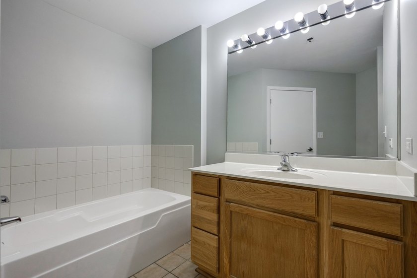 Wake up to breathtaking panoramic views of Lake Michigan, Grant - photo 12