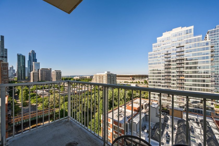 Wake up to breathtaking panoramic views of Lake Michigan, Grant - photo 20