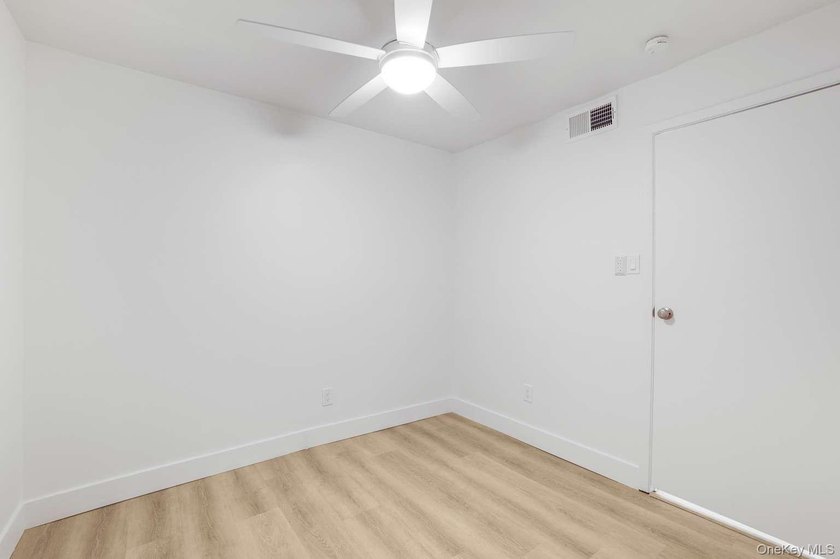 This is a first-floor apartment (not a basement apartment) - photo 16