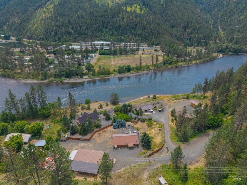 Rare Clearwater River Retreat with Guest Cabins! Whether you're - photo 41