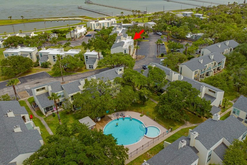 PRICE IMPROVEMENT! Your opportunity to own one of the larger - photo 3