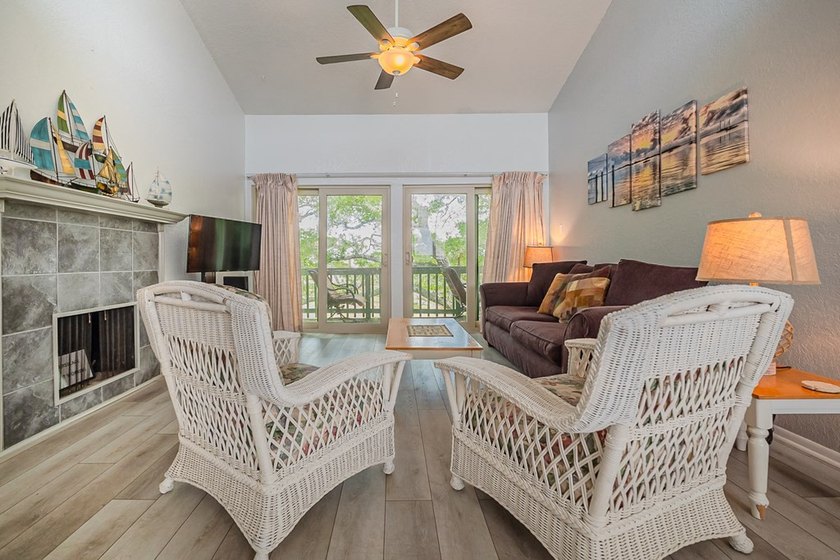 PRICE IMPROVEMENT! Your opportunity to own one of the larger - photo 6