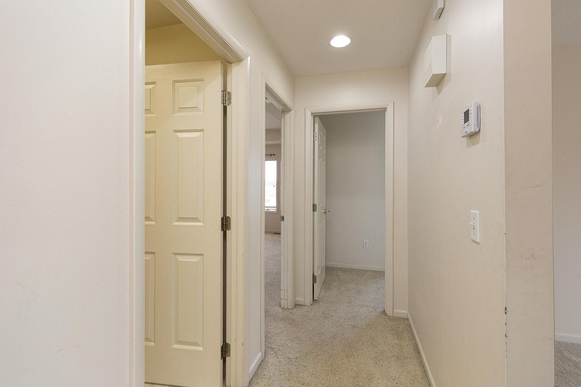 Spacious brick &amp; vinyl patio home offering flexibility - photo 22