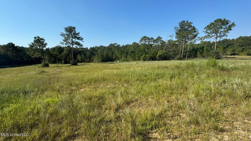 PRICE REDUCED! Discover the freedom that comes with owning this - photo 2