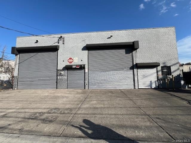 Vacant 2,400 SF Block Warehouse Building. Parking on Site - photo 3