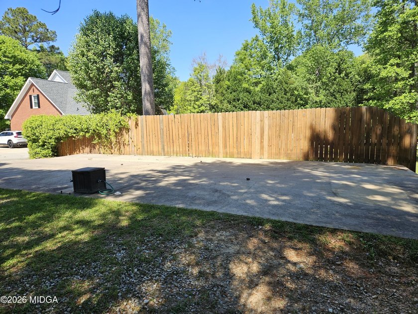 BACK ON THE MARKET DUE TO NO FAULT OF THE SELLER. Ready to spend - photo 12