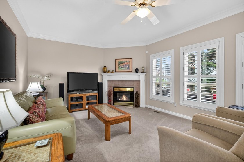 Situated in prestigious Abbey Ridge in Fraser Heights, this - photo 10