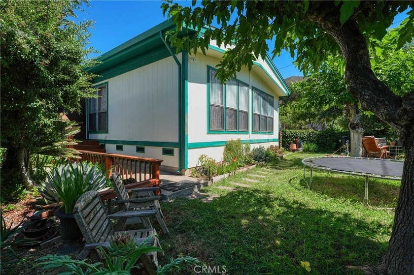 Spacious 2 bedroom 2 bathroom Manufactured home on certified 433 - photo 2