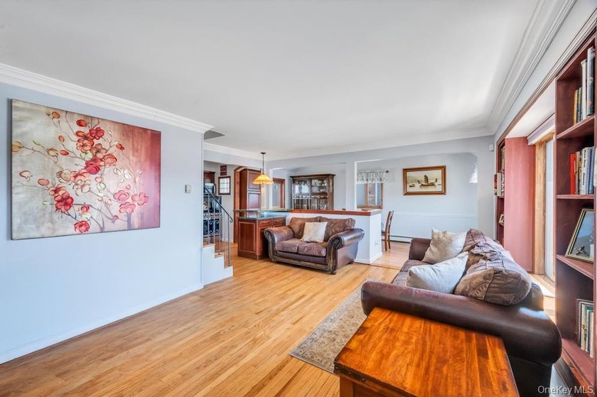 Welcome to this charming 3-bedroom, 2 full bathroom Cape nestled - photo 11