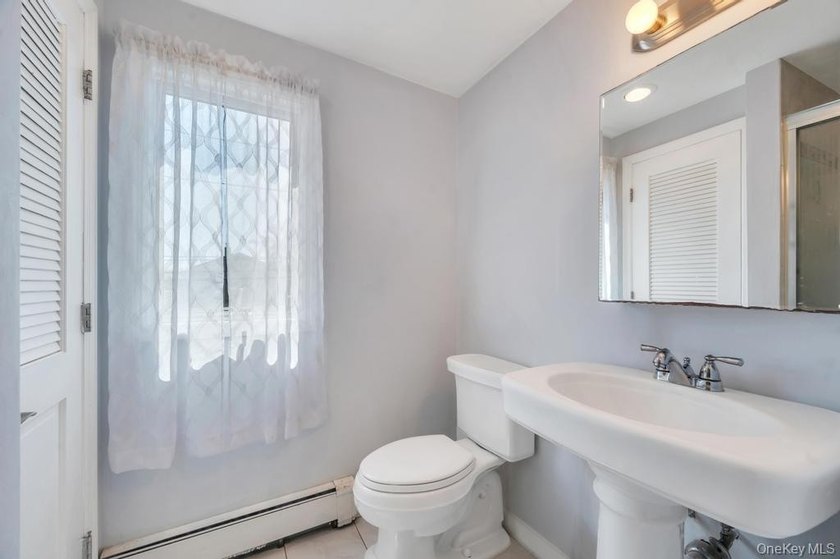 Welcome to this charming 3-bedroom, 2 full bathroom Cape nestled - photo 31