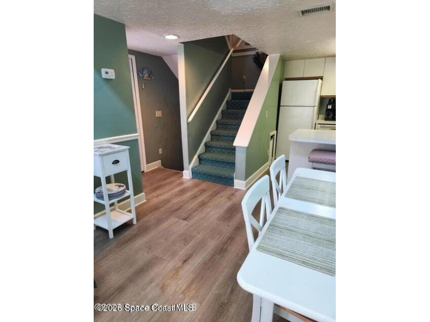 Ocean front complex, gated Royal Mansions! This 2nd floor - photo 20